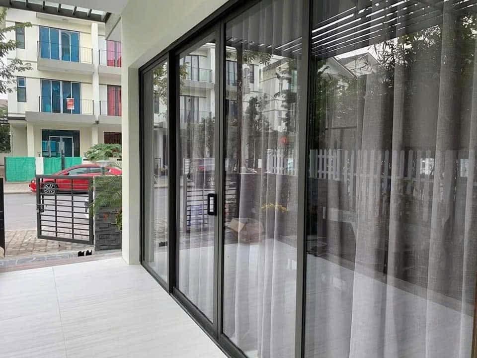 Cửa lùa